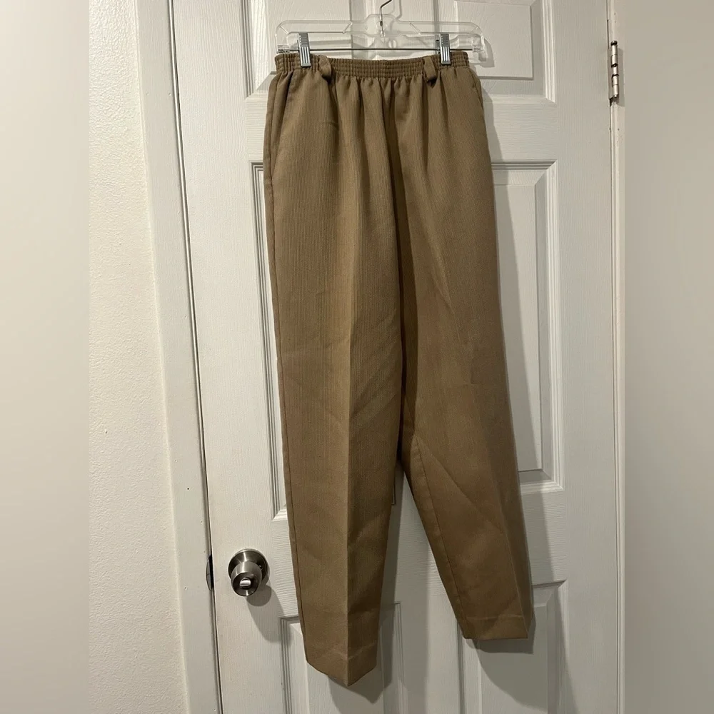 Vintage 2 Piece Alfred Dunner Set - Jacket and Pants - Size Petite 12